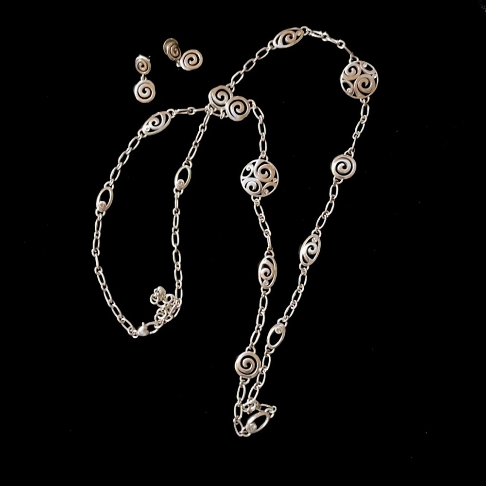 Brighton!!! Set!! Earrings and matching necklace